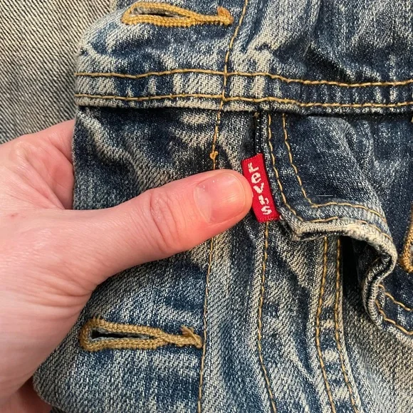 Levi's Vintage Denim Jacket - Picture 3 of 7